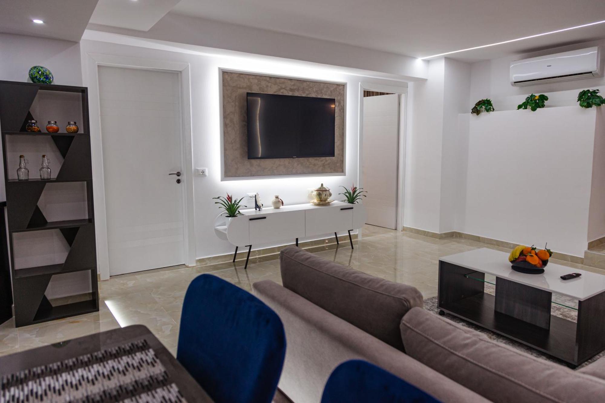 Mon Prive Apartment Tirana Esterno foto